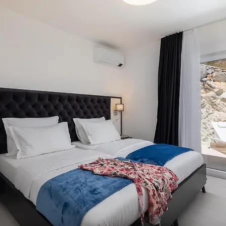 Adria View With Heated Pool Ii Vila Trogir