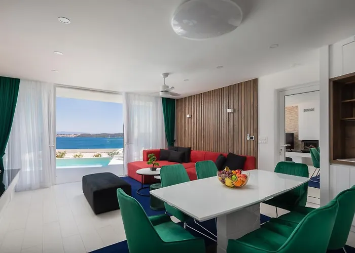 Adria View With Heated Pool Ii Vila *