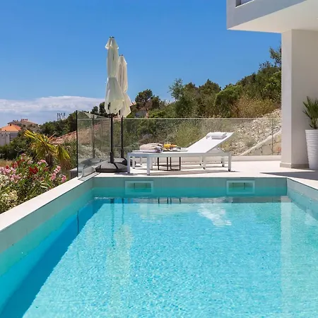 فيلة Adria View With Heated Pool Ii