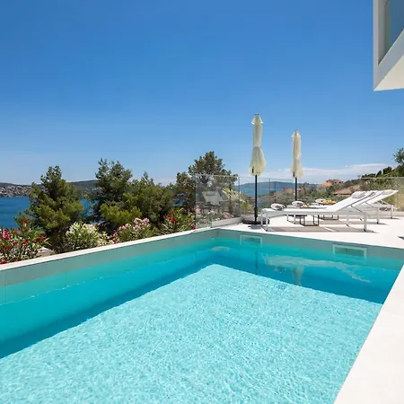 فيلة Adria View With Heated Pool Ii تروغير