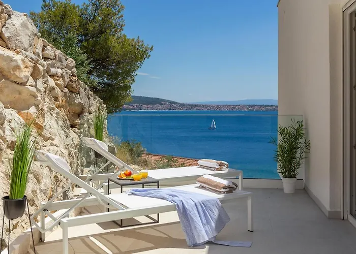 Vila Adria View With Heated Pool Ii Trogir